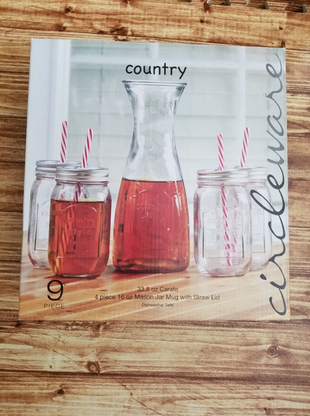 Circleware Country 9-piece set glass Carafe and Mason jar mugs With Straws